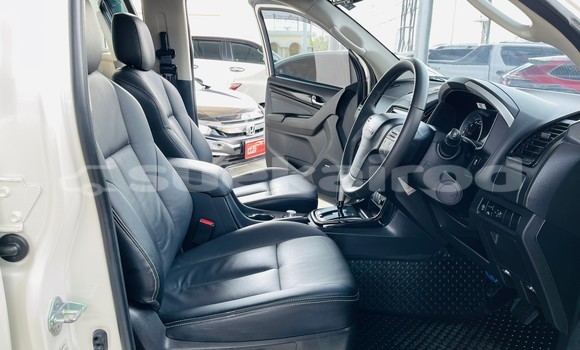 ซื้อ รถมือสอง Isuzu MU-X ขาว รถยนต์ ใน %{เมือง} ใน กรุงเทพมหานคร ซื้อ รถมือสอง Isuzu MU-X ขาว รถยนต์ ใน %{เมือง} ใน กรุงเทพมหานคร