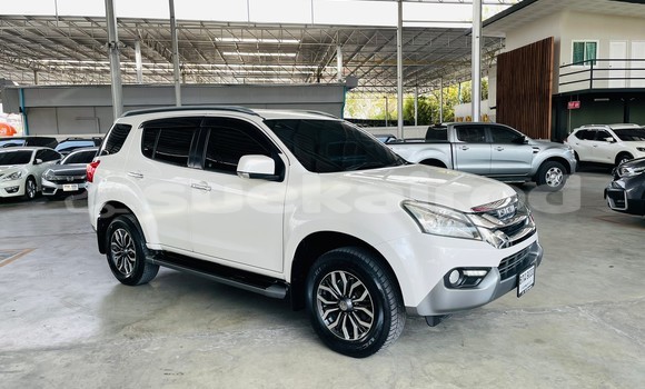 ซื้อ รถมือสอง Isuzu MU-X ขาว รถยนต์ ใน %{เมือง} ใน กรุงเทพมหานคร ซื้อ รถมือสอง Isuzu MU-X ขาว รถยนต์ ใน %{เมือง} ใน กรุงเทพมหานคร
