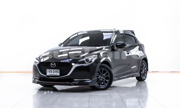ซื้อ รถมือสอง Mazda 2 สีดำ รถยนต์ ใน %{เมือง} ใน กรุงเทพมหานคร