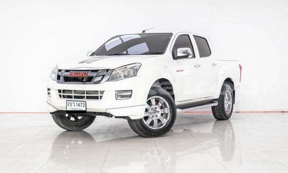 Buy Used Isuzu D-Max White Car in Bangkok in Bangkok
