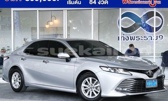 Buy Used Toyota Camry Silver Car in Bangkok in Bangkok