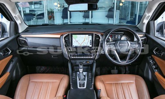 ซื้อ รถมือสอง Isuzu MU-X เงิน รถยนต์ ใน %{เมือง} ใน กรุงเทพมหานคร ซื้อ รถมือสอง Isuzu MU-X เงิน รถยนต์ ใน %{เมือง} ใน กรุงเทพมหานคร