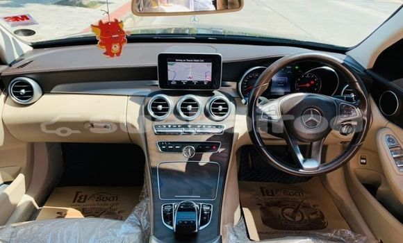 ซื้อ รถมือสอง Mercedes-Benz C-Classe สีดำ รถยนต์ ใน %{เมือง} ใน กรุงเทพมหานคร ซื้อ รถมือสอง Mercedes-Benz C-Classe สีดำ รถยนต์ ใน %{เมือง} ใน กรุงเทพมหานคร