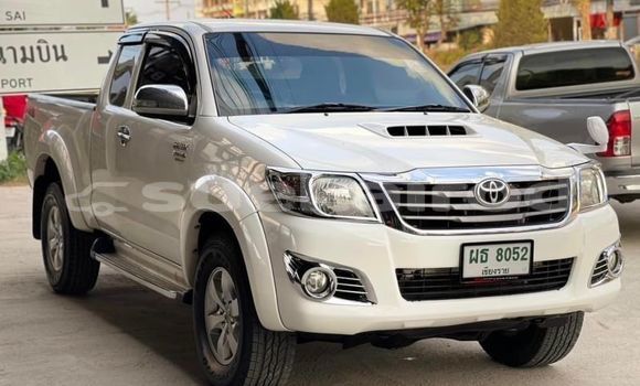 Buy Used Toyota Vigo White Car in Bangkok in Bangkok Buy Used Toyota Vigo White Car in Bangkok in Bangkok