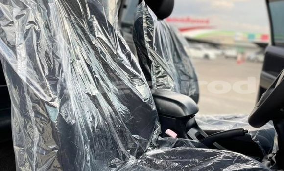 Buy Used Toyota Vigo White Car in Bangkok in Bangkok Buy Used Toyota Vigo White Car in Bangkok in Bangkok