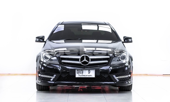 ซื้อ รถมือสอง Mercedes-Benz C180 COUPE สีดำ รถยนต์ ใน %{เมือง} ใน กรุงเทพมหานคร ซื้อ รถมือสอง Mercedes-Benz C180 COUPE สีดำ รถยนต์ ใน %{เมือง} ใน กรุงเทพมหานคร