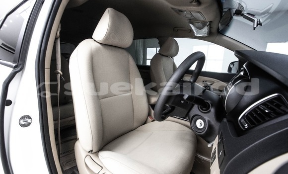 Buy Used Kia Carnival White Car in Bangkok in Bangkok Buy Used Kia Carnival White Car in Bangkok in Bangkok