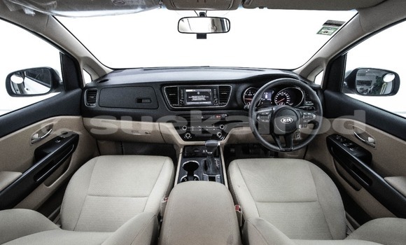 Buy Used Kia Carnival White Car in Bangkok in Bangkok Buy Used Kia Carnival White Car in Bangkok in Bangkok