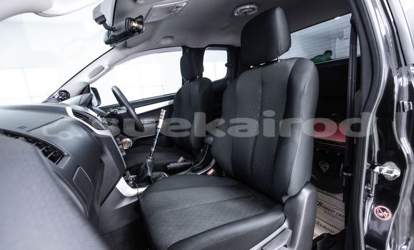 Buy Used Isuzu D-Max Black Car in Bangkok in Bangkok Buy Used Isuzu D-Max Black Car in Bangkok in Bangkok