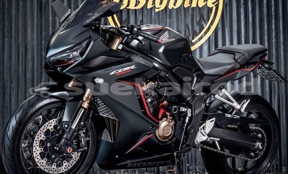 ซื้อ รถมือสอง Honda CB สีดำ จักรยานยนต์ ใน %{เมือง} ใน กรุงเทพมหานคร ซื้อ รถมือสอง Honda CB สีดำ จักรยานยนต์ ใน %{เมือง} ใน กรุงเทพมหานคร