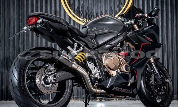 ซื้อ รถมือสอง Honda CB สีดำ จักรยานยนต์ ใน %{เมือง} ใน กรุงเทพมหานคร ซื้อ รถมือสอง Honda CB สีดำ จักรยานยนต์ ใน %{เมือง} ใน กรุงเทพมหานคร