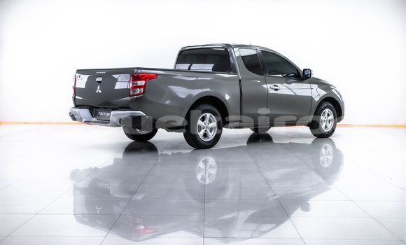 Buy Used Mitsubishi Triton Green Car in Bangkok in Bangkok Buy Used Mitsubishi Triton Green Car in Bangkok in Bangkok