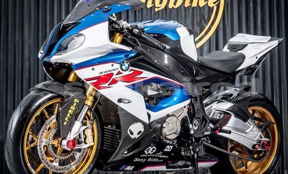 ซื้อ รถมือสอง BMW S 1000 สีน้ำเงิน จักรยานยนต์ ใน %{เมือง} ใน กรุงเทพมหานคร ซื้อ รถมือสอง BMW S 1000 สีน้ำเงิน จักรยานยนต์ ใน %{เมือง} ใน กรุงเทพมหานคร