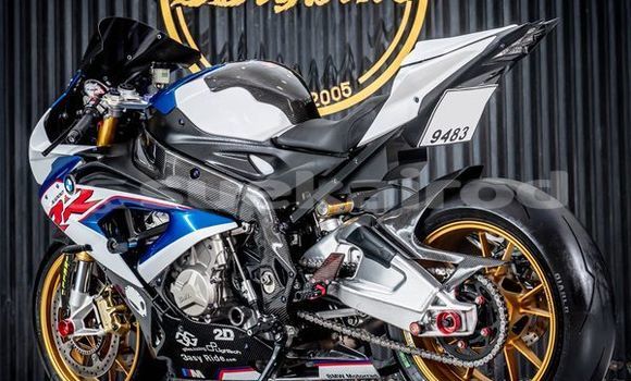 ซื้อ รถมือสอง BMW S 1000 สีน้ำเงิน จักรยานยนต์ ใน %{เมือง} ใน กรุงเทพมหานคร ซื้อ รถมือสอง BMW S 1000 สีน้ำเงิน จักรยานยนต์ ใน %{เมือง} ใน กรุงเทพมหานคร
