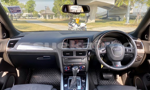 Buy Used Audi Q5 White Car in Bangkok in Bangkok Buy Used Audi Q5 White Car in Bangkok in Bangkok
