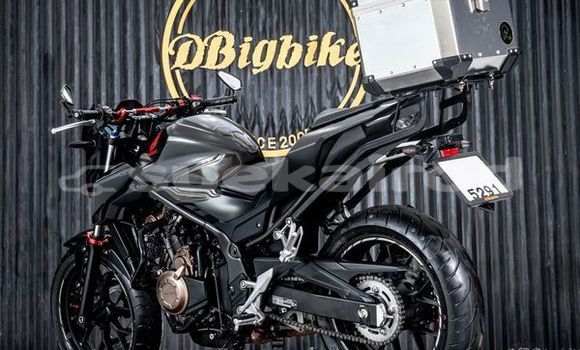 ซื้อ รถมือสอง Honda CB สีดำ จักรยานยนต์ ใน %{เมือง} ใน กรุงเทพมหานคร ซื้อ รถมือสอง Honda CB สีดำ จักรยานยนต์ ใน %{เมือง} ใน กรุงเทพมหานคร