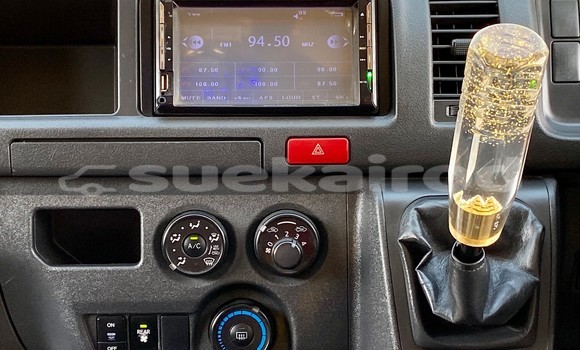 Buy Used Toyota Commuter Silver Car in Bangkok in Bangkok Buy Used Toyota Commuter Silver Car in Bangkok in Bangkok