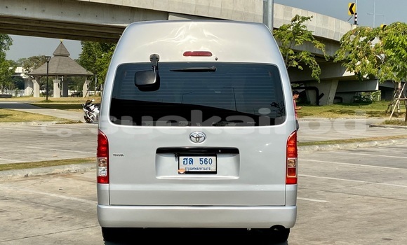 Buy Used Toyota Commuter Silver Car in Bangkok in Bangkok Buy Used Toyota Commuter Silver Car in Bangkok in Bangkok