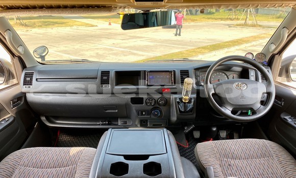 Buy Used Toyota Commuter Silver Car in Bangkok in Bangkok Buy Used Toyota Commuter Silver Car in Bangkok in Bangkok