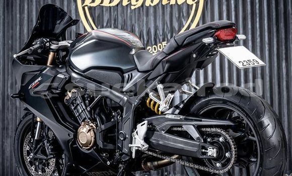 ซื้อ รถมือสอง Honda CBR สีดำ จักรยานยนต์ ใน %{เมือง} ใน กรุงเทพมหานคร ซื้อ รถมือสอง Honda CBR สีดำ จักรยานยนต์ ใน %{เมือง} ใน กรุงเทพมหานคร