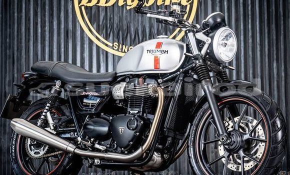 Buy Used Triumph Street Triple Silver Bike in Bangkok in Bangkok