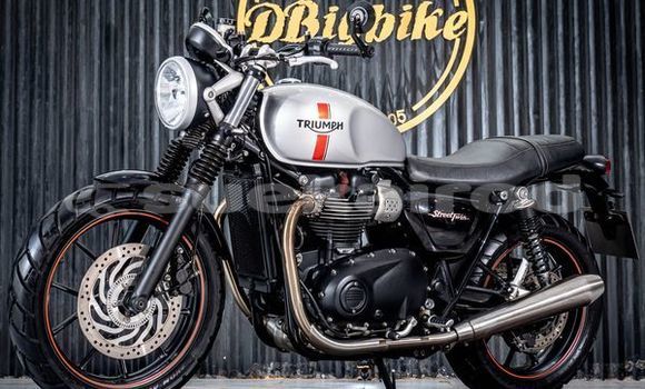 ซื้อ รถมือสอง Triumph Street Triple เงิน จักรยานยนต์ ใน %{เมือง} ใน กรุงเทพมหานคร ซื้อ รถมือสอง Triumph Street Triple เงิน จักรยานยนต์ ใน %{เมือง} ใน กรุงเทพมหานคร