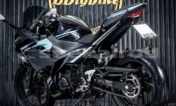 ซื้อ รถมือสอง Kawasaki Ninja สีดำ จักรยานยนต์ ใน %{เมือง} ใน กรุงเทพมหานคร ซื้อ รถมือสอง Kawasaki Ninja สีดำ จักรยานยนต์ ใน %{เมือง} ใน กรุงเทพมหานคร