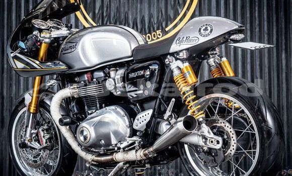 ซื้อ รถมือสอง Triumph Thruxton 900 เงิน จักรยานยนต์ ใน %{เมือง} ใน กรุงเทพมหานคร ซื้อ รถมือสอง Triumph Thruxton 900 เงิน จักรยานยนต์ ใน %{เมือง} ใน กรุงเทพมหานคร