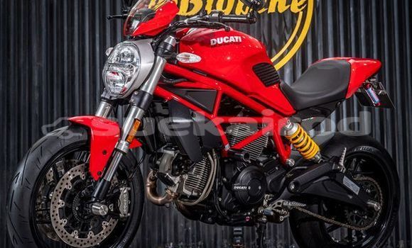 ซื้อ รถมือสอง Ducati Monster สีแดง จักรยานยนต์ ใน %{เมือง} ใน กรุงเทพมหานคร ซื้อ รถมือสอง Ducati Monster สีแดง จักรยานยนต์ ใน %{เมือง} ใน กรุงเทพมหานคร
