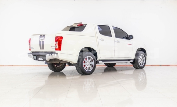 Buy Used Isuzu D-Max White Car in Bangkok in Bangkok Buy Used Isuzu D-Max White Car in Bangkok in Bangkok
