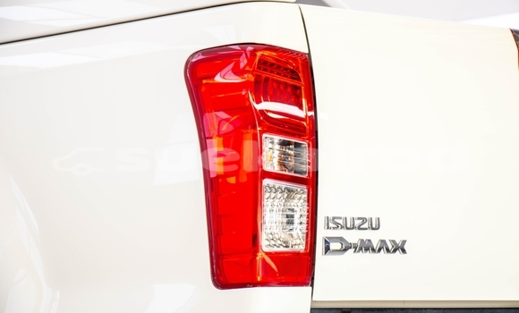Buy Used Isuzu D-Max White Car in Bangkok in Bangkok Buy Used Isuzu D-Max White Car in Bangkok in Bangkok
