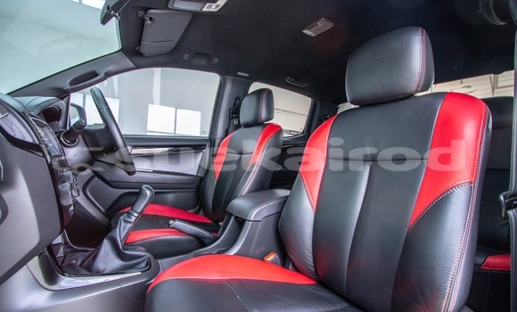 Buy Used Isuzu D-Max White Car in Bangkok in Bangkok Buy Used Isuzu D-Max White Car in Bangkok in Bangkok