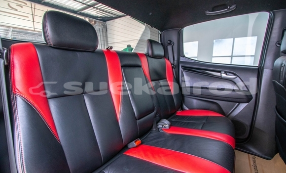 Buy Used Isuzu D-Max White Car in Bangkok in Bangkok Buy Used Isuzu D-Max White Car in Bangkok in Bangkok