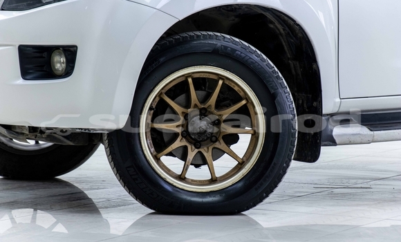 ซื้อ รถมือสอง Isuzu D-Max ขาว รถยนต์ ใน %{เมือง} ใน กรุงเทพมหานคร ซื้อ รถมือสอง Isuzu D-Max ขาว รถยนต์ ใน %{เมือง} ใน กรุงเทพมหานคร