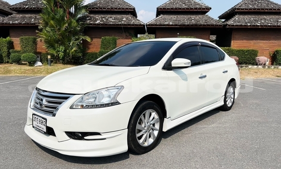 Buy Used Nissan Sylphy White Car in Bangkok in Bangkok