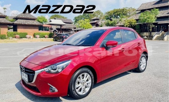 ซื้อ รถมือสอง Mazda 2 สีแดง รถยนต์ ใน %{เมือง} ใน กรุงเทพมหานคร