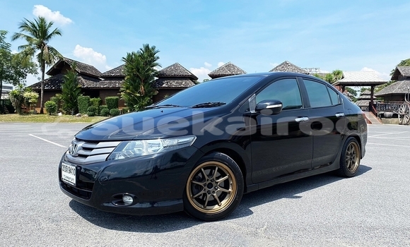 ซื้อ รถมือสอง Honda City สีดำ รถยนต์ ใน %{เมือง} ใน กรุงเทพมหานคร