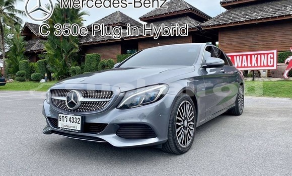 ซื้อ รถมือสอง Mercedes-Benz C-Classe อื่น ๆ รถยนต์ ใน %{เมือง} ใน กรุงเทพมหานคร