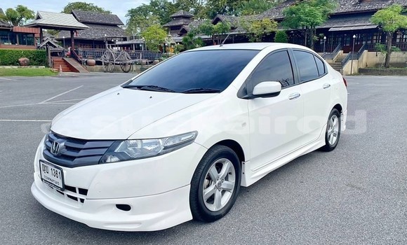 Buy Used Honda City White Car in Bangkok in Bangkok
