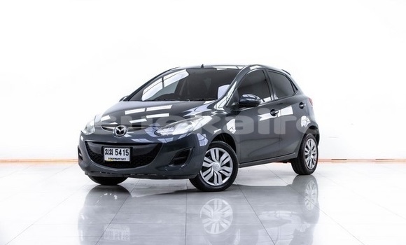 ซื้อ รถมือสอง Mazda 2 อื่น ๆ รถยนต์ ใน %{เมือง} ใน กรุงเทพมหานคร