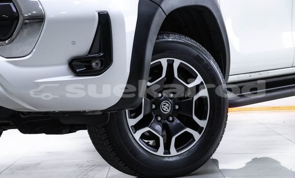 Buy Used Toyota Hiluxe Revo White Car in Bangkok in Bangkok Buy Used Toyota Hiluxe Revo White Car in Bangkok in Bangkok