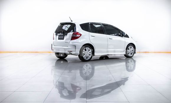 Buy Used Honda Jazz White Car in Bangkok in Bangkok Buy Used Honda Jazz White Car in Bangkok in Bangkok