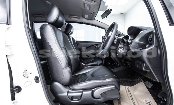 Buy Used Honda Jazz White Car in Bangkok in Bangkok Buy Used Honda Jazz White Car in Bangkok in Bangkok