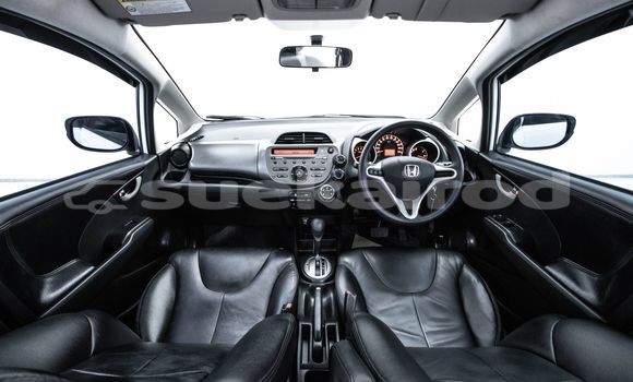 Buy Used Honda Jazz White Car in Bangkok in Bangkok Buy Used Honda Jazz White Car in Bangkok in Bangkok