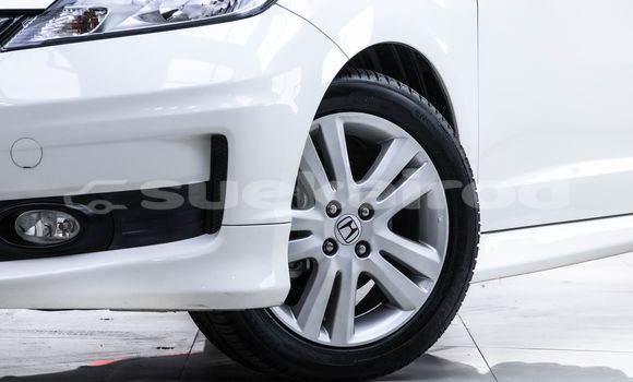 Buy Used Honda Jazz White Car in Bangkok in Bangkok Buy Used Honda Jazz White Car in Bangkok in Bangkok