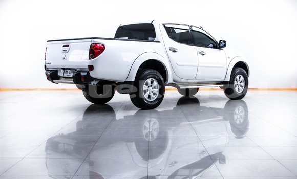 Buy Used Mitsubishi Triton White Car in Bangkok in Bangkok Buy Used Mitsubishi Triton White Car in Bangkok in Bangkok