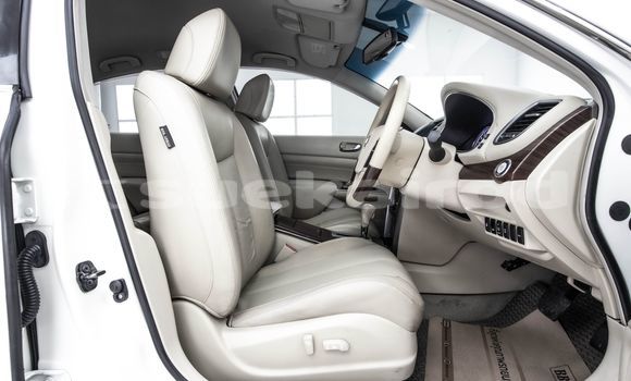 Buy Used Nissan Teana White Car in Bangkok in Bangkok Buy Used Nissan Teana White Car in Bangkok in Bangkok