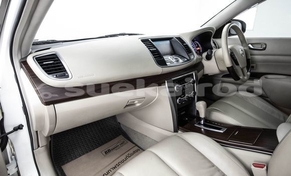 Buy Used Nissan Teana White Car in Bangkok in Bangkok Buy Used Nissan Teana White Car in Bangkok in Bangkok