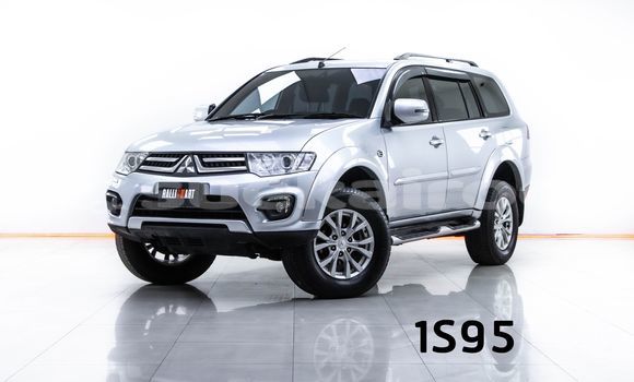 Buy Used Mitsubishi Pajero Other Car in Bangkok in Bangkok Buy Used Mitsubishi Pajero Other Car in Bangkok in Bangkok