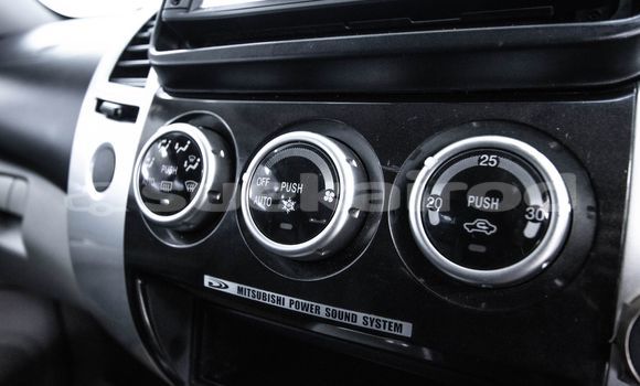 Buy Used Mitsubishi Pajero Other Car in Bangkok in Bangkok Buy Used Mitsubishi Pajero Other Car in Bangkok in Bangkok